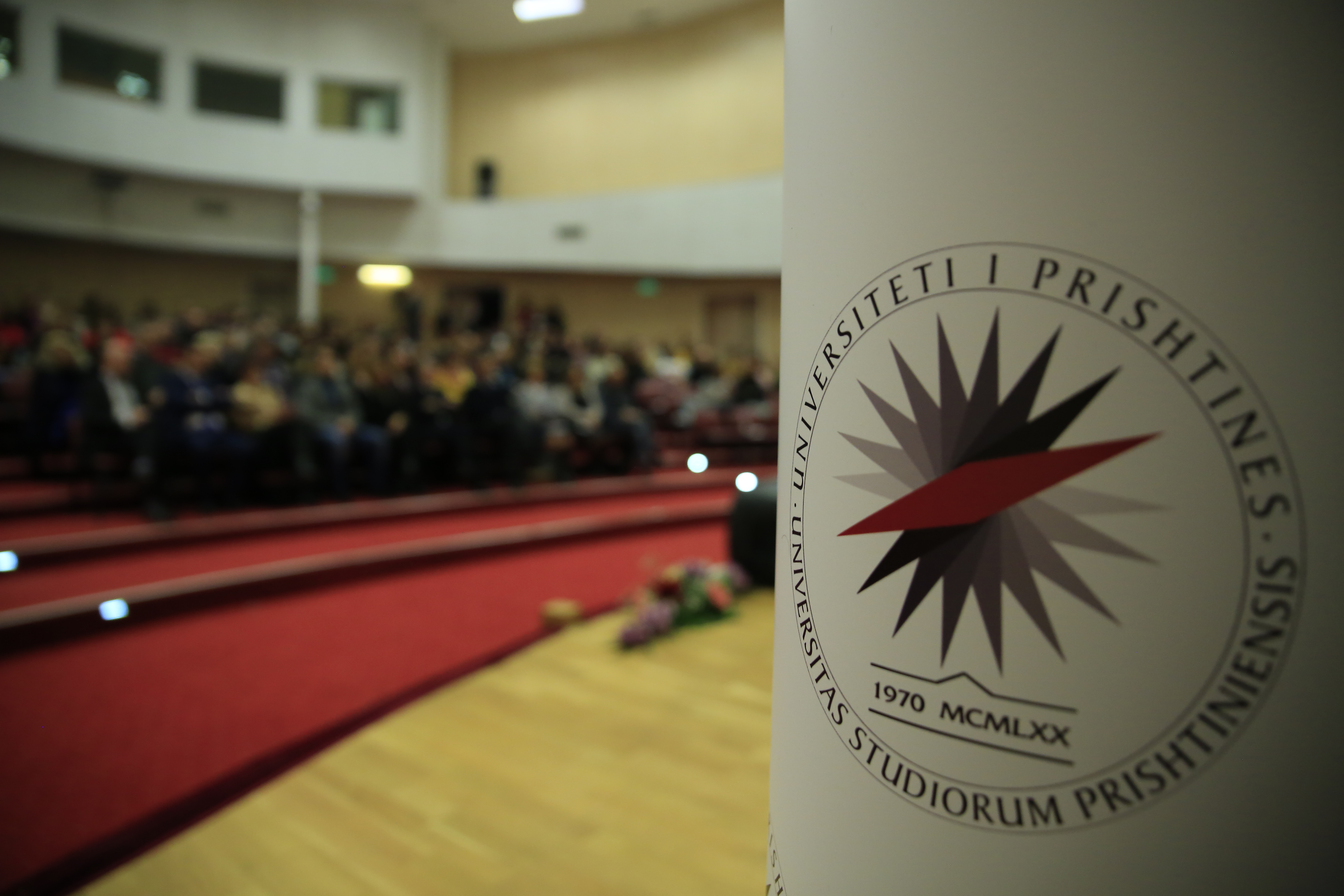 Hapet konkursi për studimet e doktoratës për Gjuhësi dhe Letërsi në Fakultetin e Filologjisë